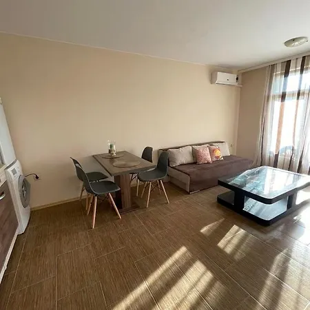 Rich-3 Sp Aparthotel