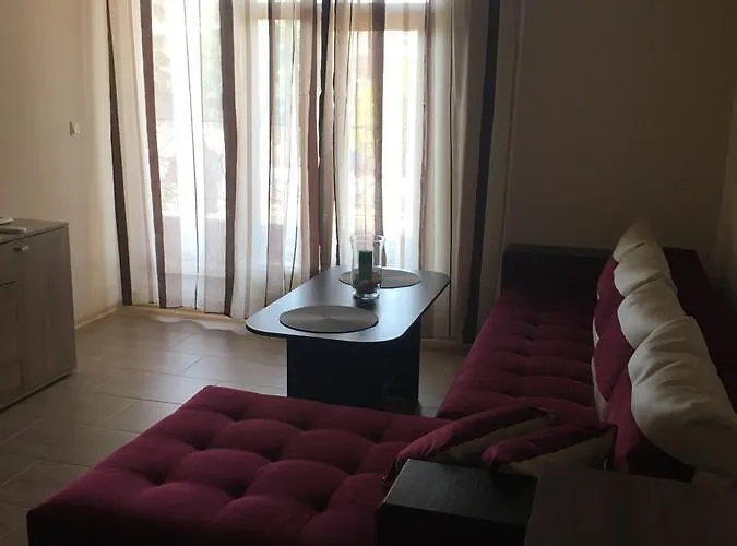 Rich-3 Sp Hotel apartamentowy Rawda