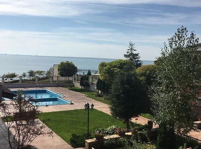 Rich-3 Sp Hotel apartamentowy